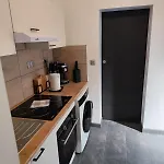 度假居 Maison Entiere Avec Parking Gratuit, Wifi & Clim *