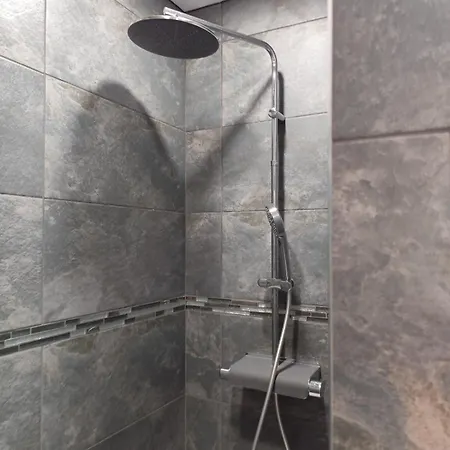 Maison Entiere Avec Parking Gratuit, Wifi & Clim Vakantiehuis Douai